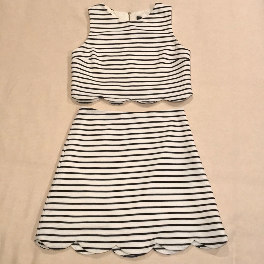 DesignLab 2-Piece Scalloped Crop Top and Skirt